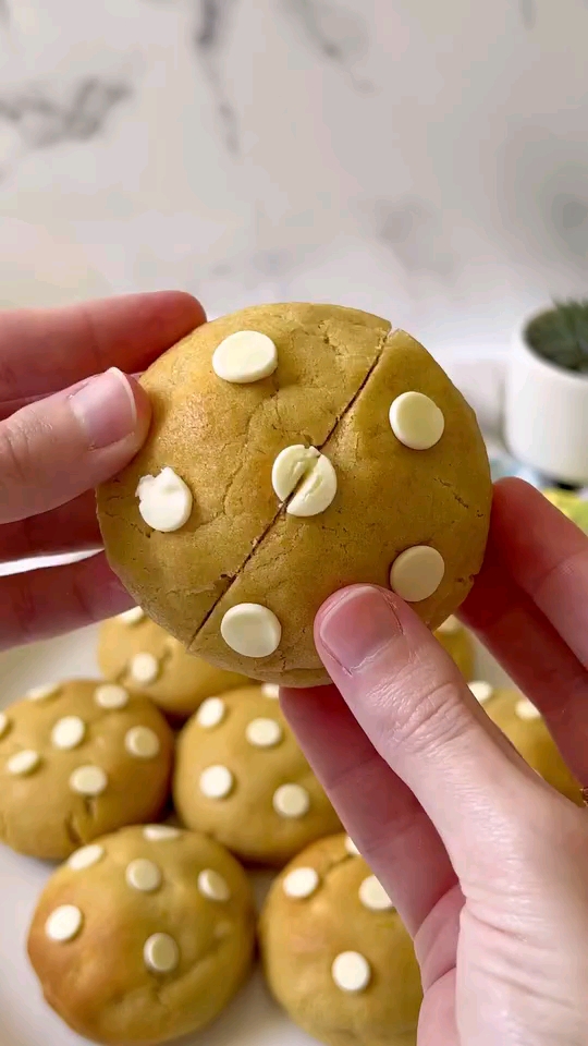 a cookie with white dots