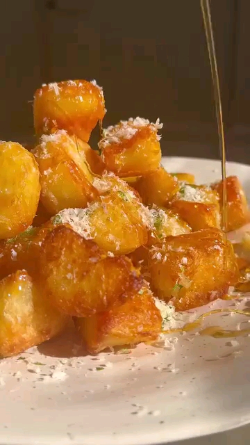 Perfecting Roasted Potatoes: A Culinary Delight