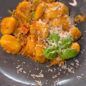 Quick & Easy Gnocchi Skillet