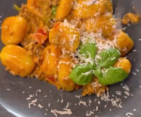 Quick & Easy Gnocchi Skillet